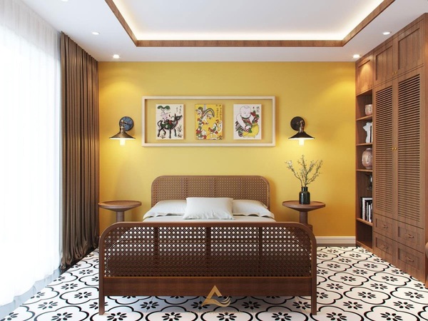 Không gian phòng ngủ sử dụng ba gam màu chủ đạo: vàng, nâu và trắng, kết hợp với hệ cửa kính lớn đón ánh sáng tự nhiên